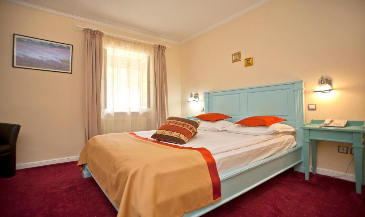 Hotel Bastion Синая Экстерьер фото